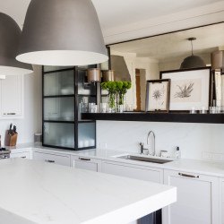 Kitchen Design In Black & White