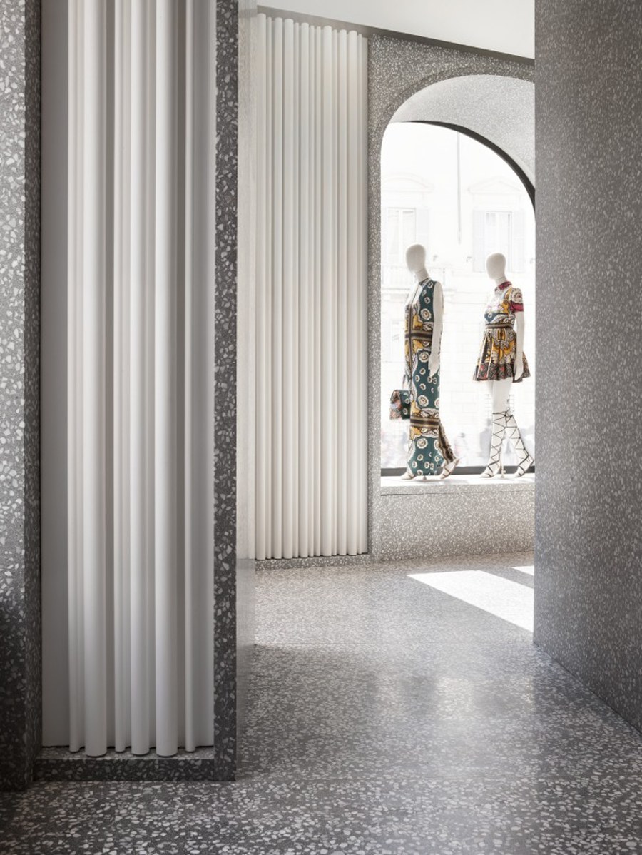 Valentino Rome Flagship Store by David Chipperfield | Photo by Santi Caleca