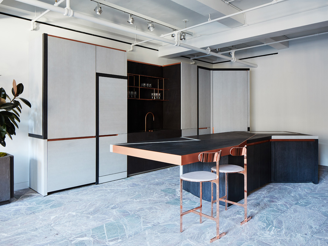 Bruno Moinard designs a copper-laced kitchen for Obumex