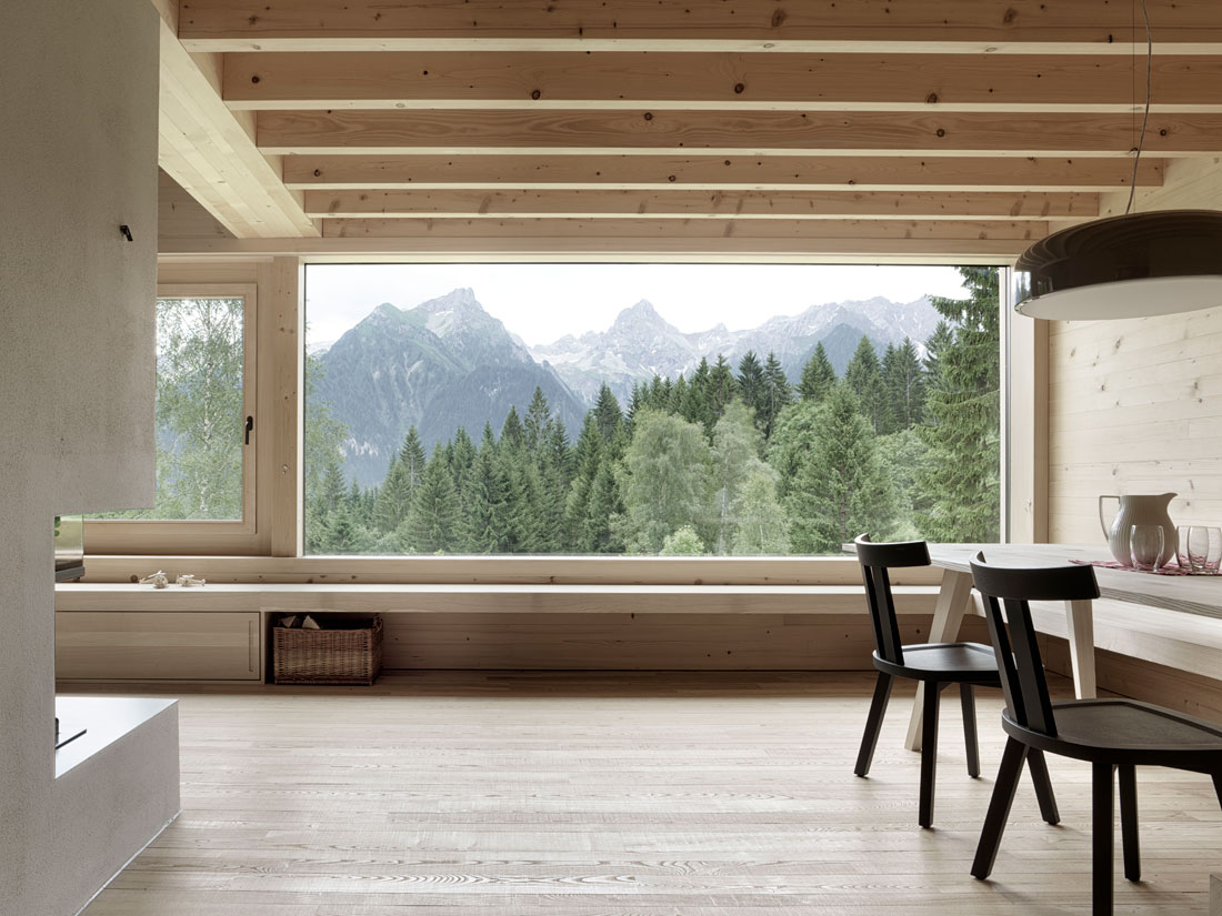 An Alpine Home by Innauer-Matt Architects