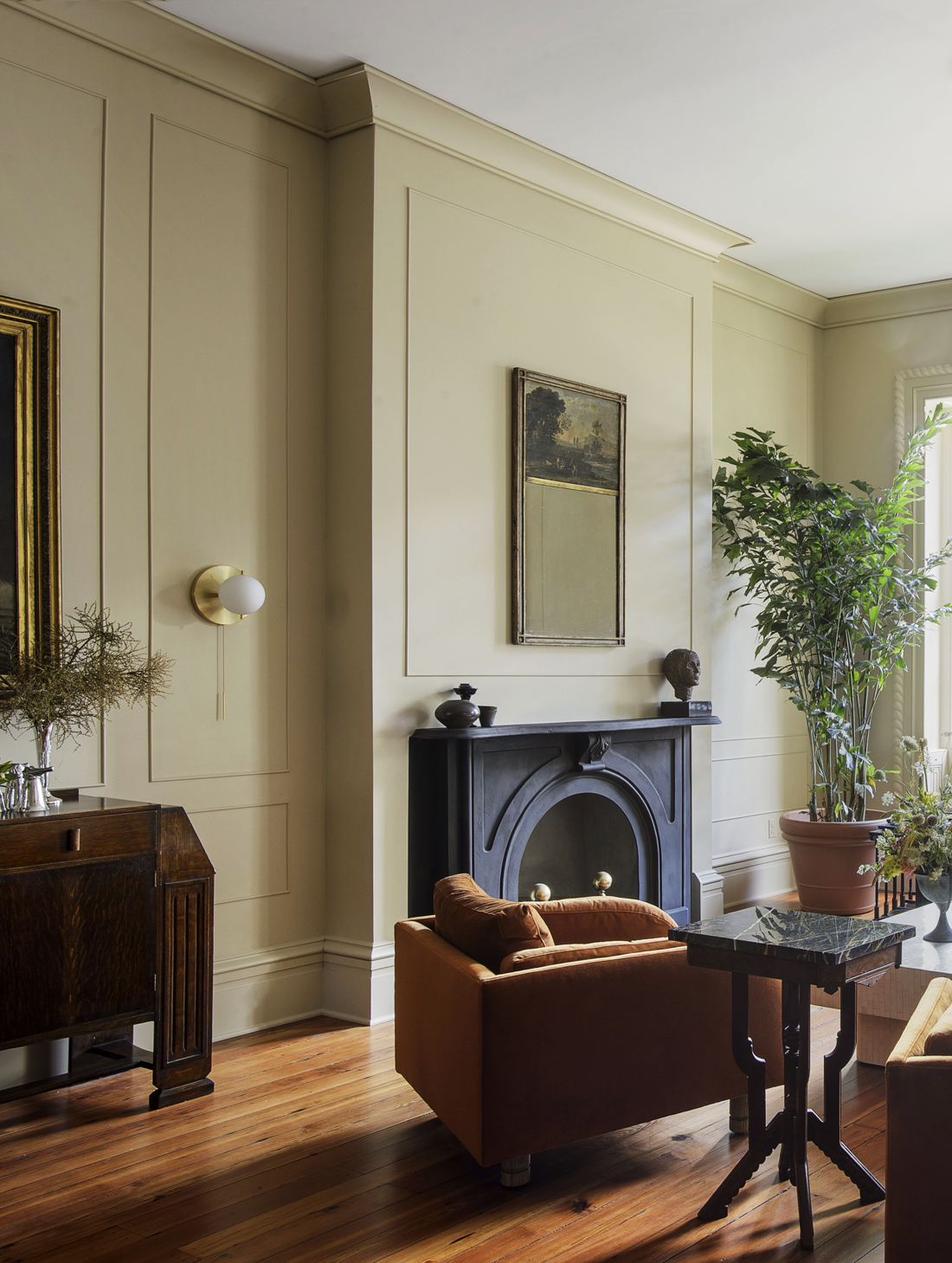 Workstead House | Charleston - Yellow Living room