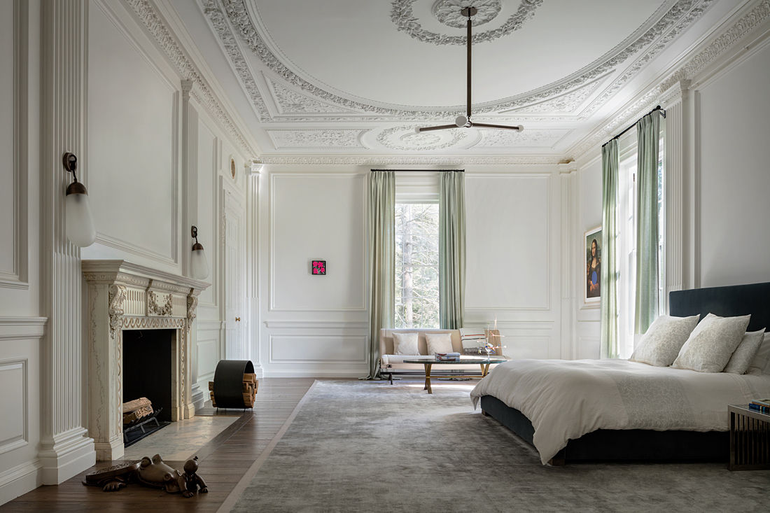 Art Filled Bedroom by Steven Harris Architects 