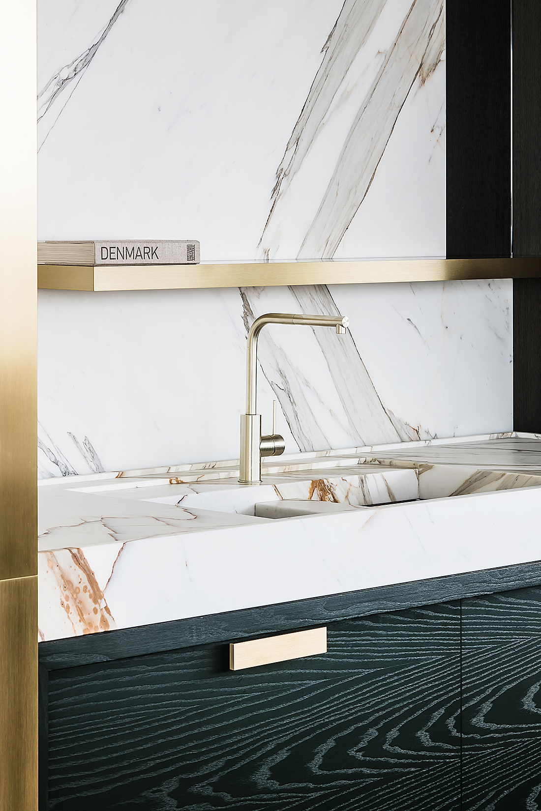 Integrated Marble Sink | DPAGES