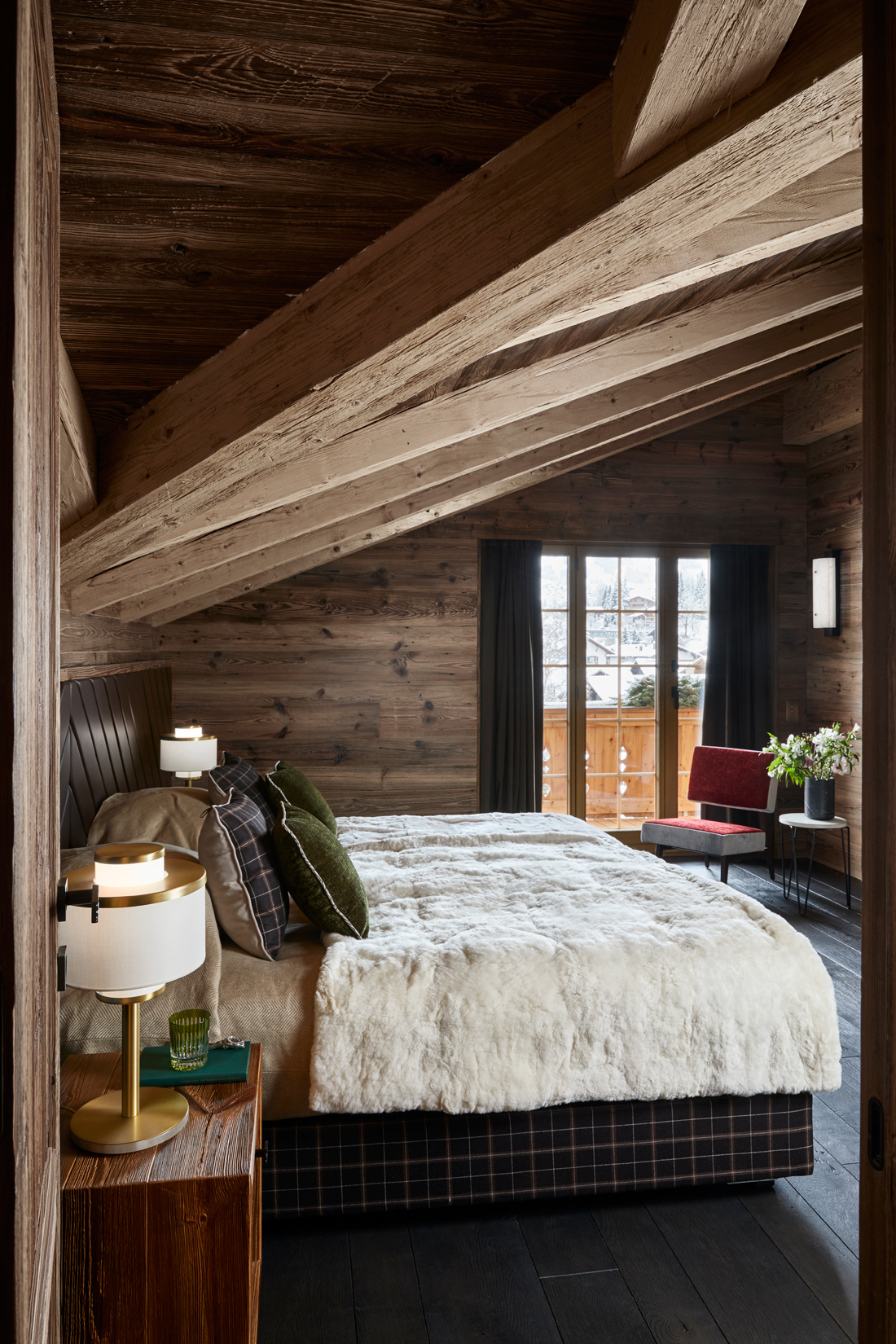 Wood Paneled Bedroom | DPAGES