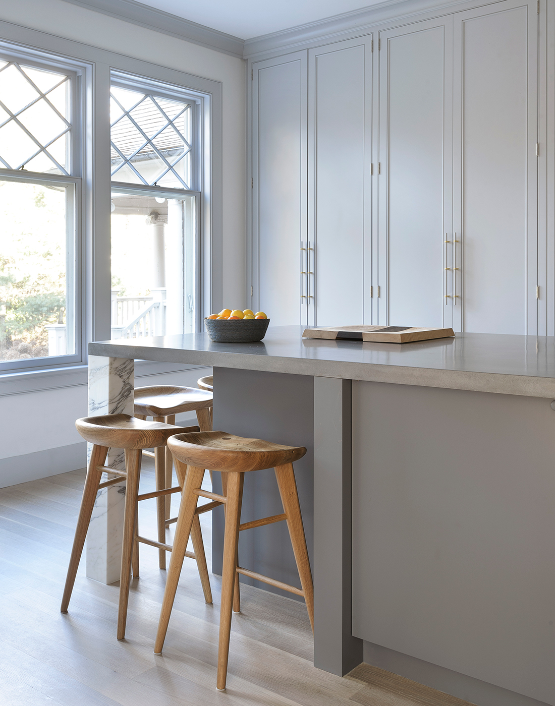 Pale Gray Kitchen Design | DPAGES