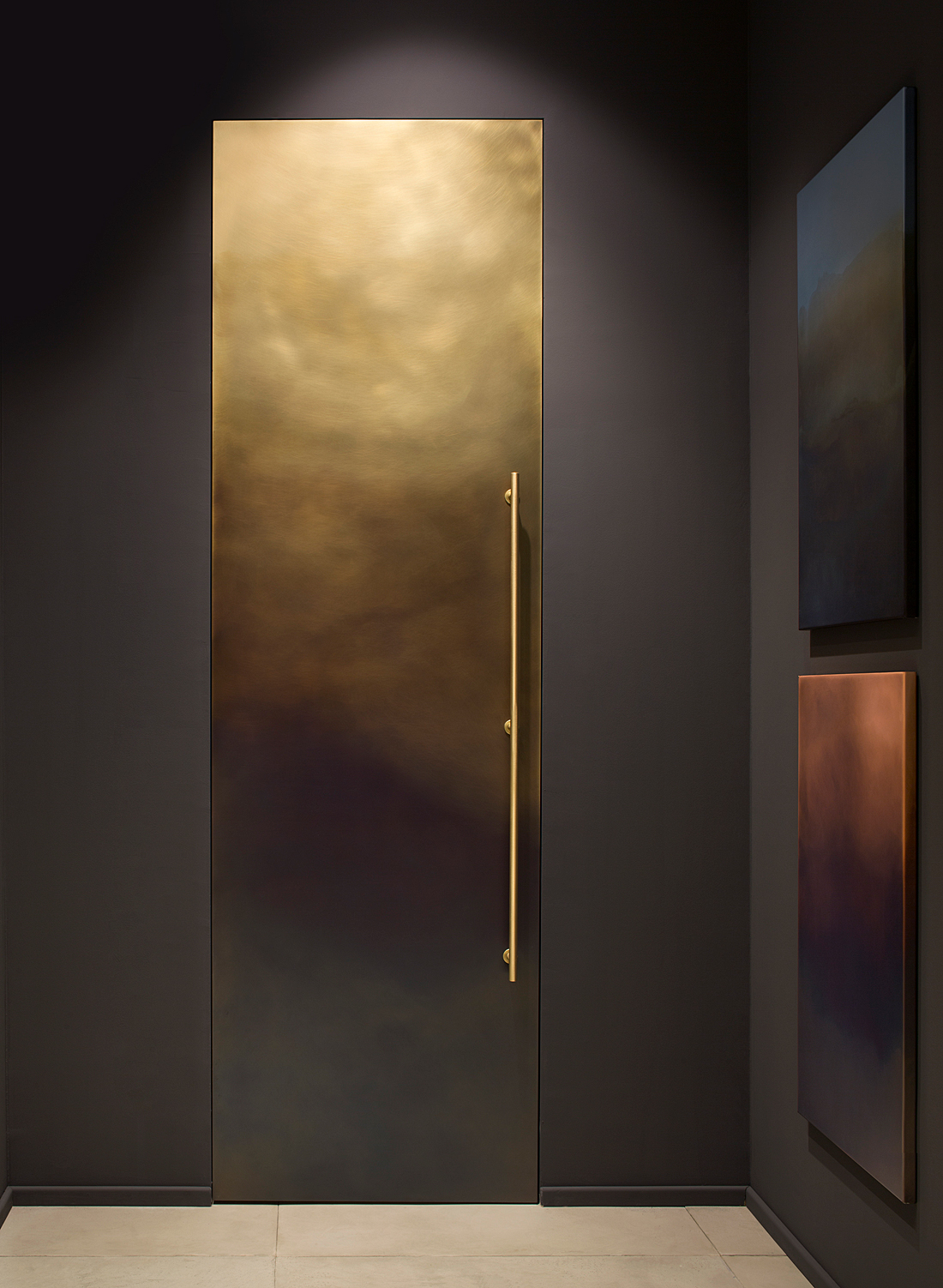 Linvisibile Luxury Brass Door | DPAGES