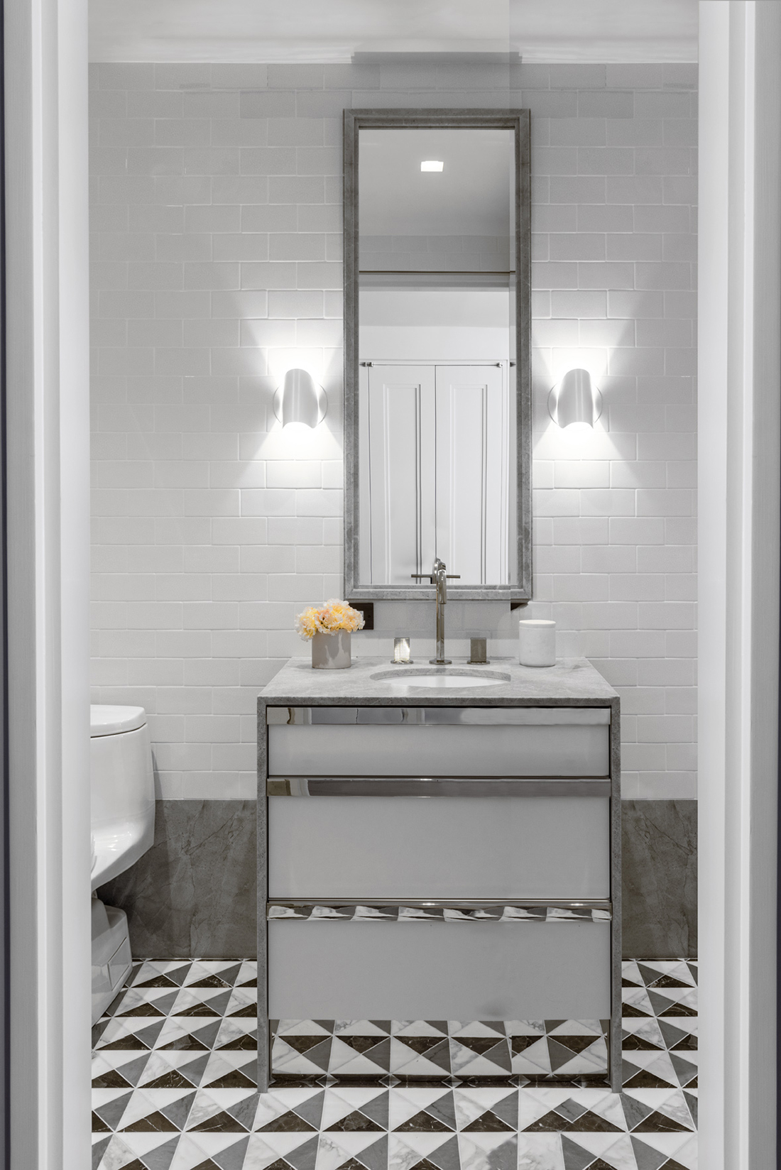Grey Marble Bathroom | DPAGES