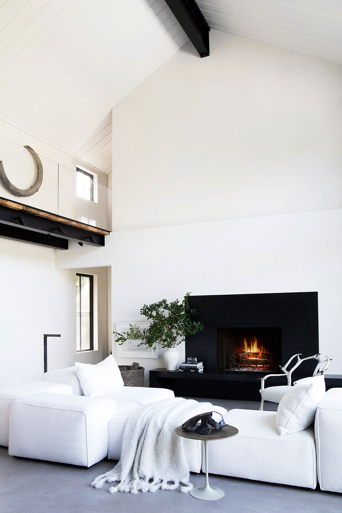 Hamptons Modernist Barn - DPAGES - a design publication for lovers of ...