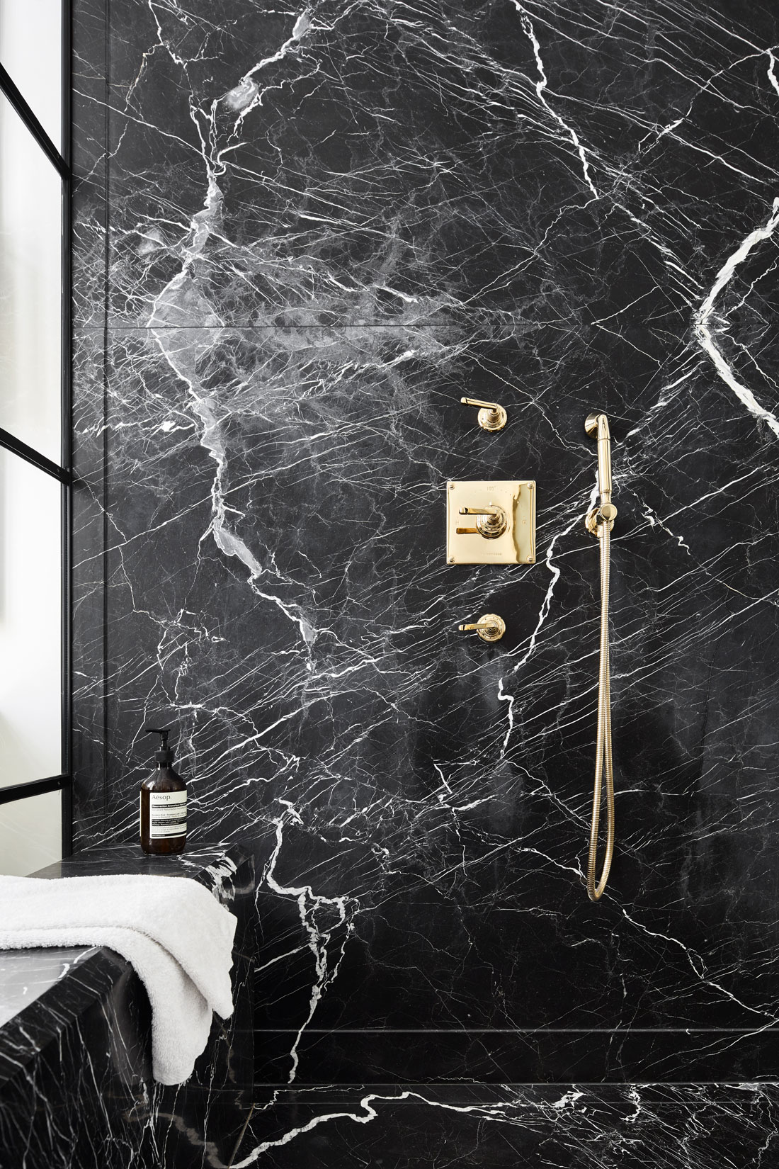 Black Marble Shower | DPAGES