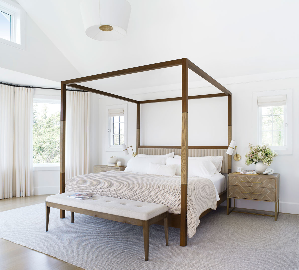 Minimalist Bedroom | DPAGES