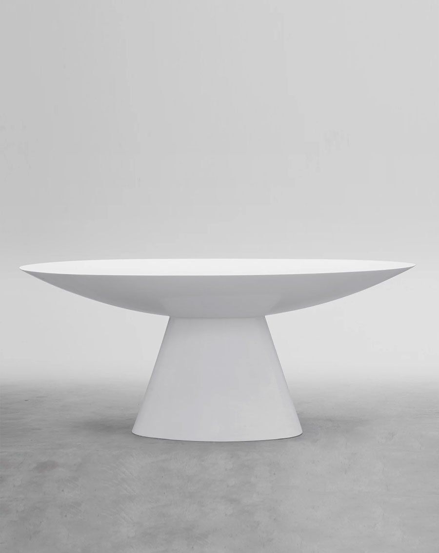 Olav Oval Dining Table | DSHOP