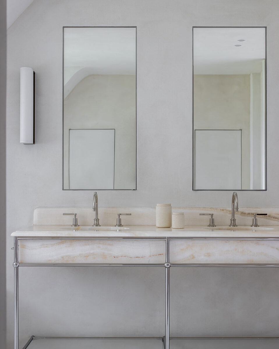 Minimalist Bathroom Design | DPAGES