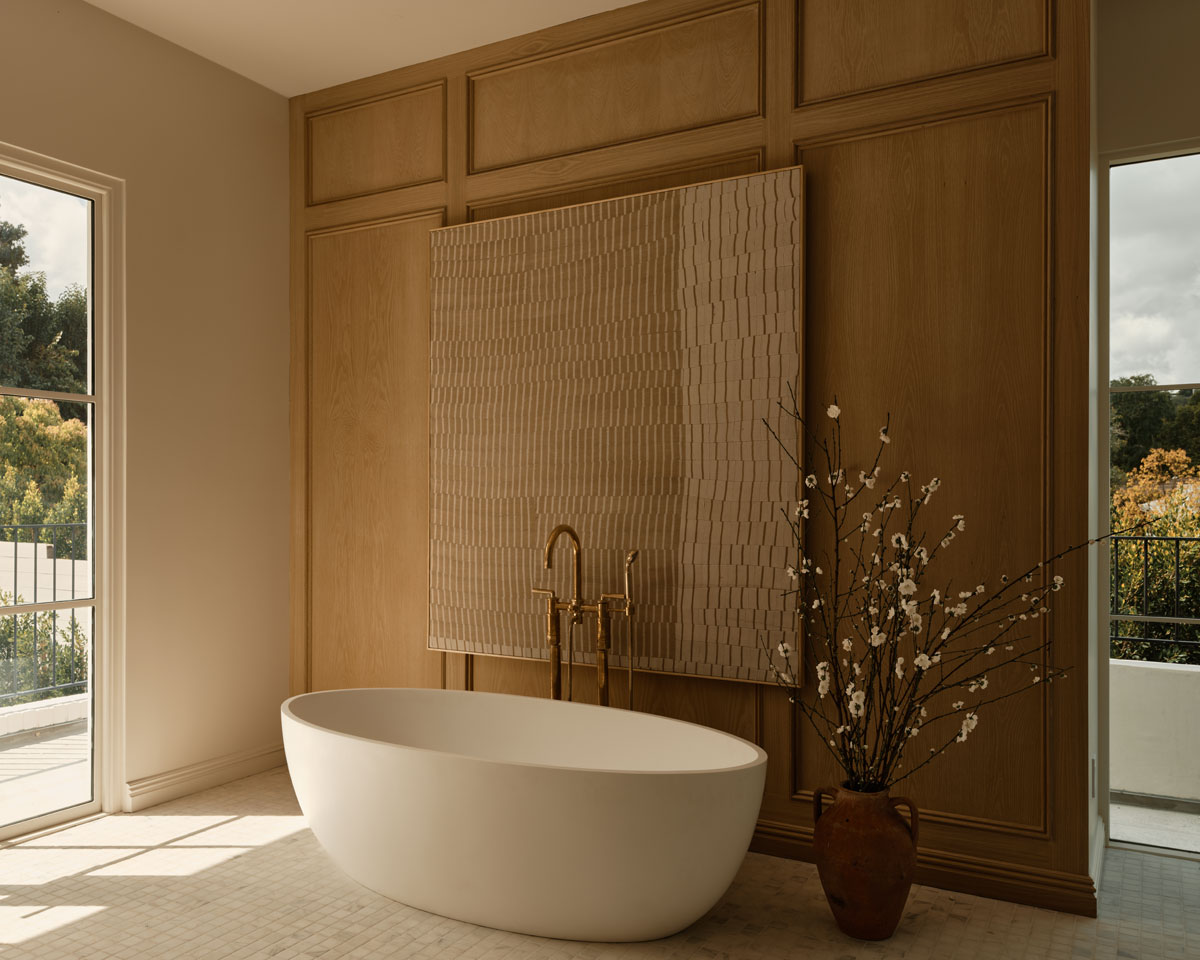 Wood Paneled Bathroom | DPAGES