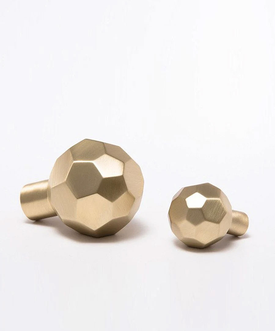 Nest Facet-02 Brass Hardware Knob | DSHOP