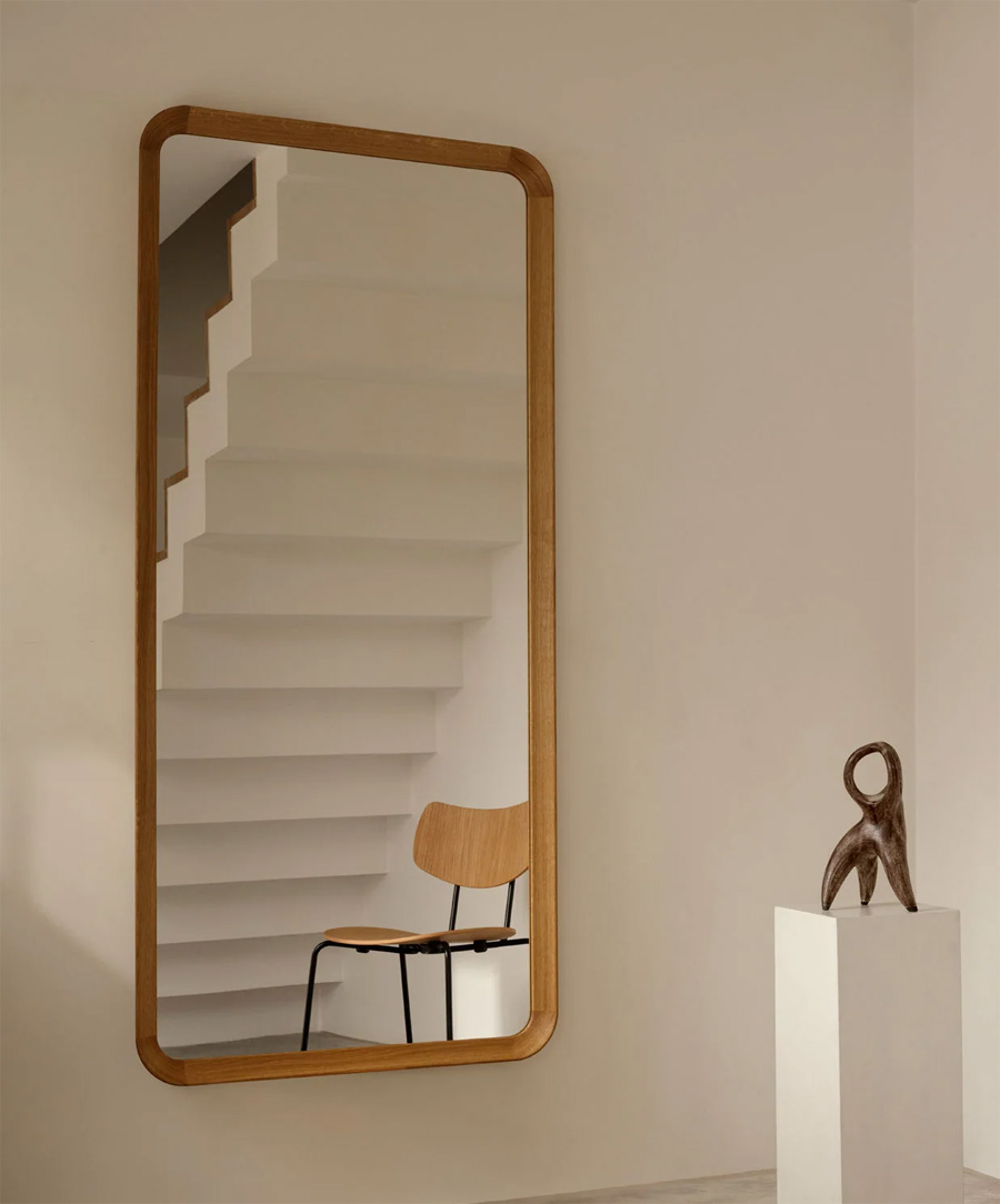 Carl Hansen & Son VLA62 Radio House Mirror | DSHOP