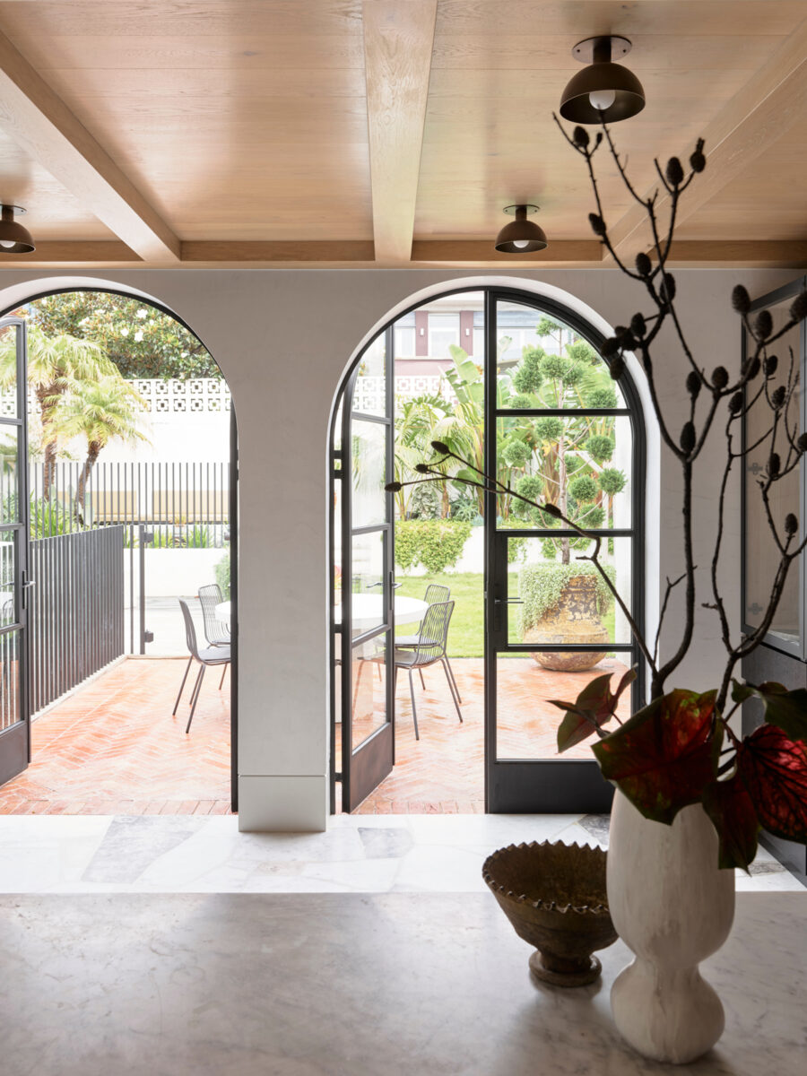 Arched Glass Doors | DPAGES