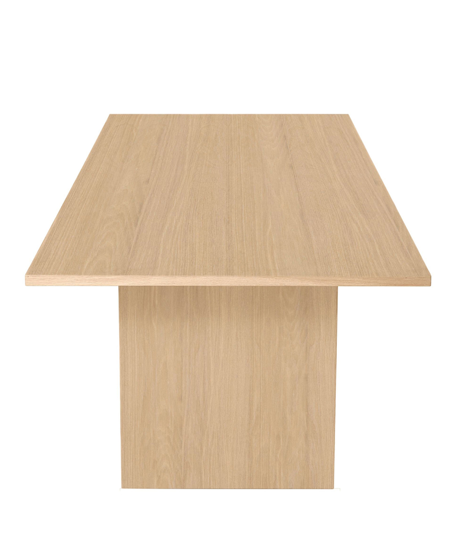 Gubi Private Dining Table | DSHOP