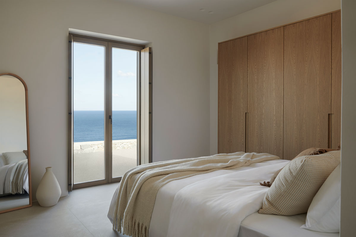 Minimal White Bedroom