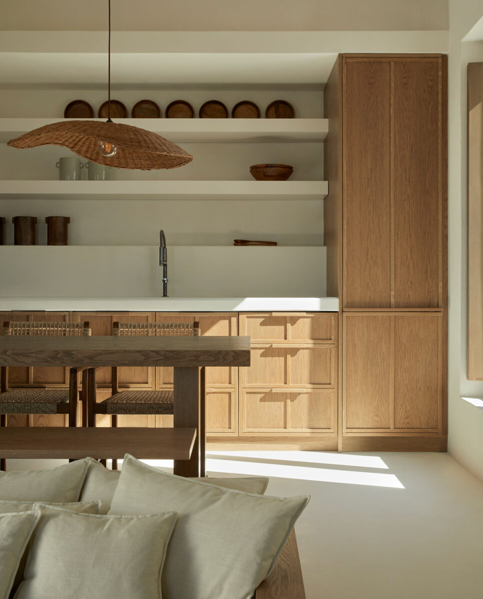 Minimalist Oak Kitchen