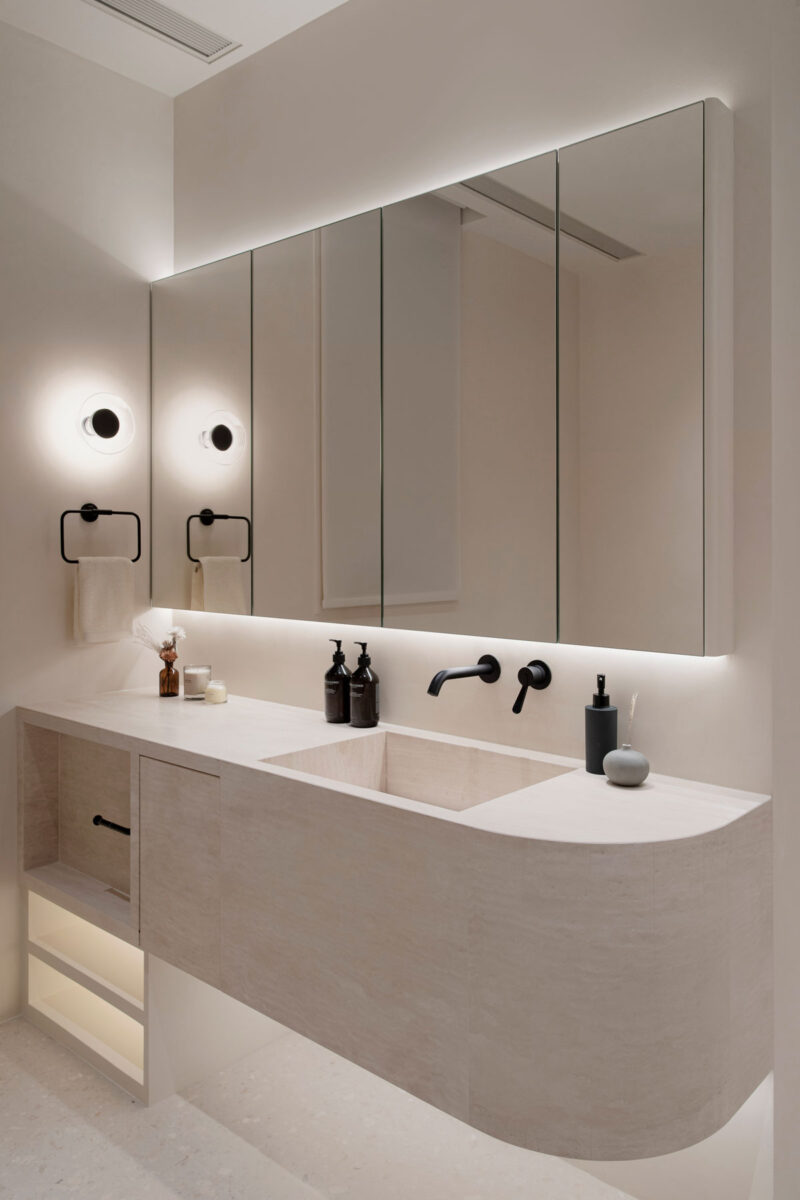 Minimalist Bathroom